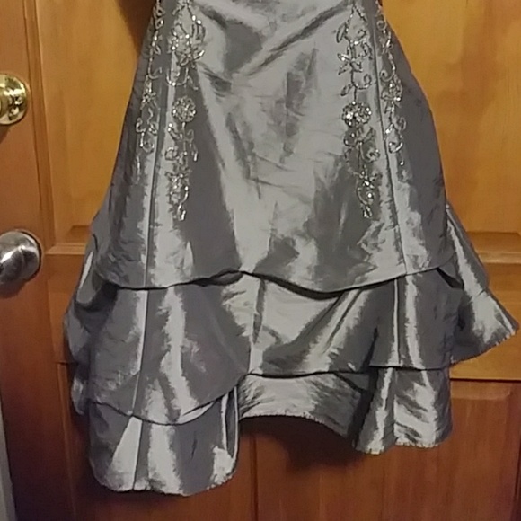 Jump - Picture 3 of 4